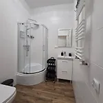 Kaszmir Apartment *